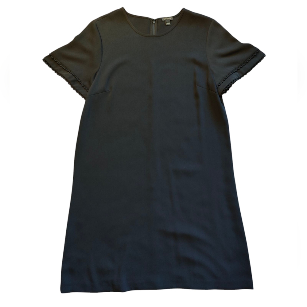 Ann Taylor Black Scallop Trim Shift Dress